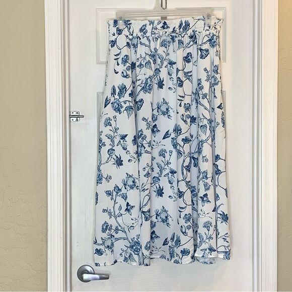 Scarlet Darkness Dresses & Skirts - Scarlet Darkness Floral Maxi Skirt Size 2XL